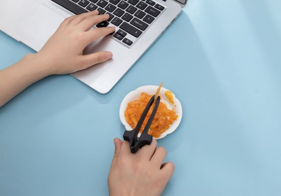 Picture of Finger chopstick